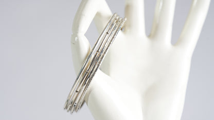 Bracelets Joncs     "Jamais deux sans trois... ou six... ou 9..."